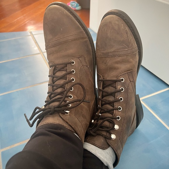 Leather Thursday Boots - Picture 3 of 11